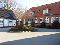 Jungshoved Præstegård B&B Hôtels à : 