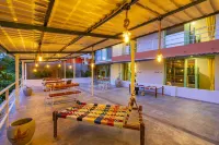 Zostel Pondicherry, Auroville Road Hotels in Bommayapalayam