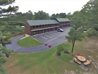Country Mountain Inn - 2-Star