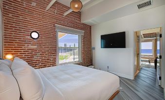 Venice V Hotel