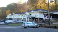 Passport Inn and Suites - Middletown Hotels near Wesleyan University