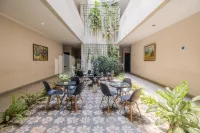 Palm Eight Residence New