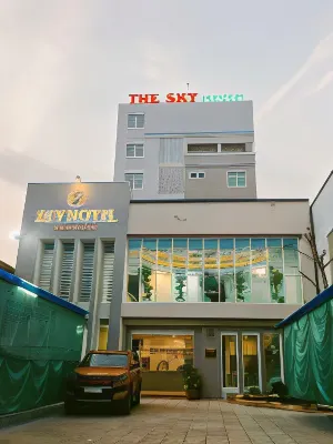 Sky Hotel