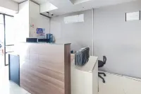 RedLiving 19 Avenue Apartment by RH Room