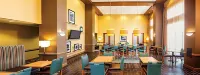 Hampton Inn & Suites Chesapeake-Square Mall