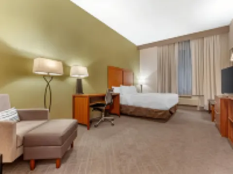 Comfort Inn & Suites LaVale - Cumberland Hoteles en La Vale