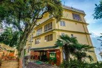Muscatel Roma - 400 MTS from Mall Road