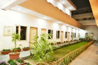 Hotel Palace - Bintang 2