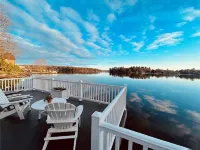 Romantic Waterfront Getaway with an optional MotorBoat