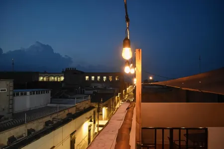 El Suburbio - Serapio Rendon Отели рядом с достопримечательностью «Guadalupe Sanctuary»