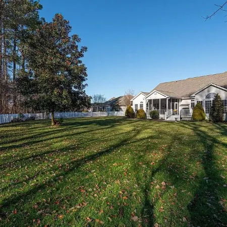 Luxury Coastal Retreat • 4,000+ Sq Ft • 6 Minutes to Bethany Beach • Sleeps 9