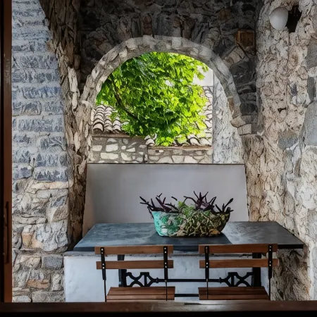 Kanto's Guesthouse
