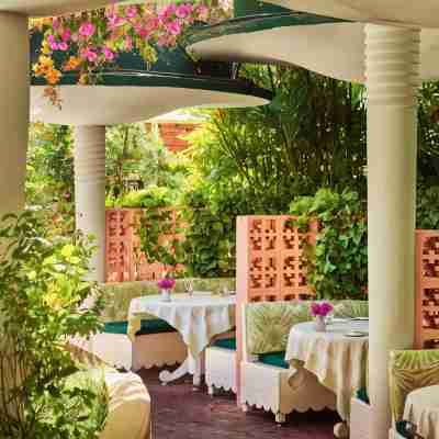 The Beverly Hills Hotel - Dorchester Collection Hotel Exterior
