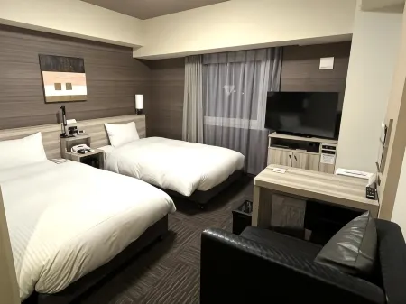 Hotel Route-Inn Takamatsu Yashima