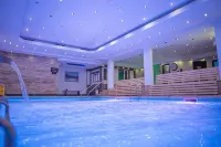 Hotel Carpathia - Pools