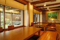 Sarusawaike Yoshidaya