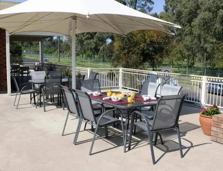 Golf Links Motel Отели в г. Запад Тамворт