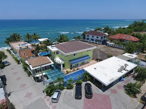 P&M Final Option Beach Resort