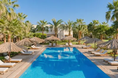 탐라 비치 리조트 Rixos Beach 주변 호텔