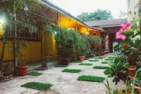 El Patio de Don Moncho Các khách sạn ở Ciudad Merliot