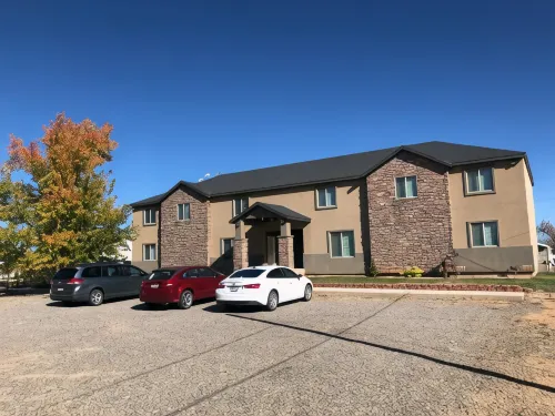Cedar Canyon Condos Hotels in Blanding