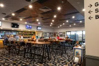 The Club Hotel Hotels in Gladstone