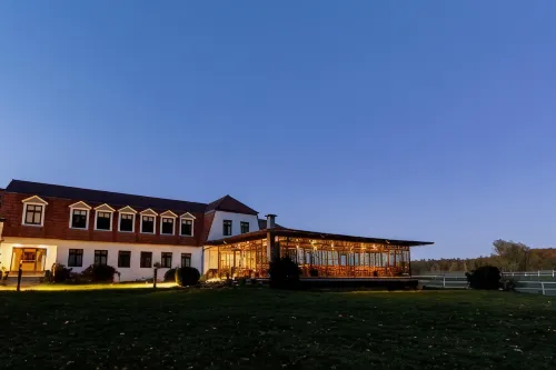 Gut Sarnow - Hotel Und Restaurant Hotels in Zehdenick