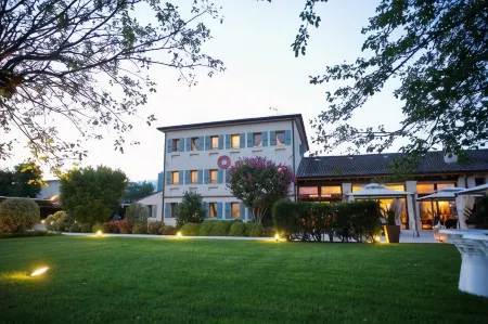 Hotel Asolo Отели в г. Pieve del Grappa