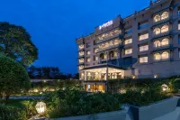 Clarks Inn Suites Raipur Hotels in 
