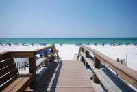 Spectacular Beach Views and Exclusive Amenities - Luxurious Oasis Hotels in der Nähe von Northwest Florida State College