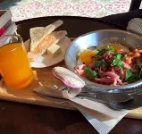 Waen Petch Place Hotels in Warin Chamrap