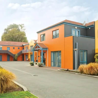 Addington Court Motel AMIスタジアム周辺のホテル