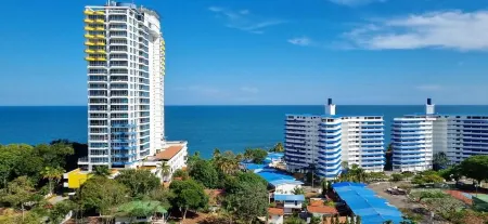 Beautiful apartment in Playa in Coronado Отели в г. Чаме