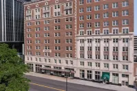 DoubleTree Suites by Hilton Hotel Detroit Downtown - Fort Shelby Music Hall Center for the Performing Arts 주변 호텔