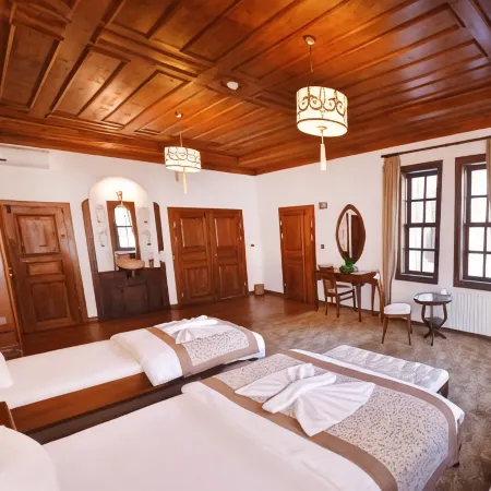 Uluhan Hotel