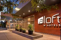 Aloft Minneapolis Hotels near The Commons