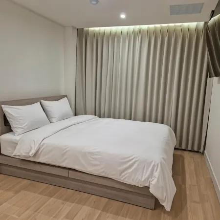 Gwang Jang Hotel Отели рядом с достопримечательностью «Администрация района Дон»