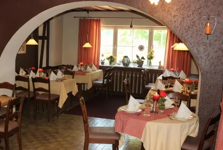 Gasthaus Goldener Stern Отели в г. Дорфпроцельтен