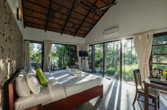 阿瓦達爾蒙納 - 不允許雄鹿團體