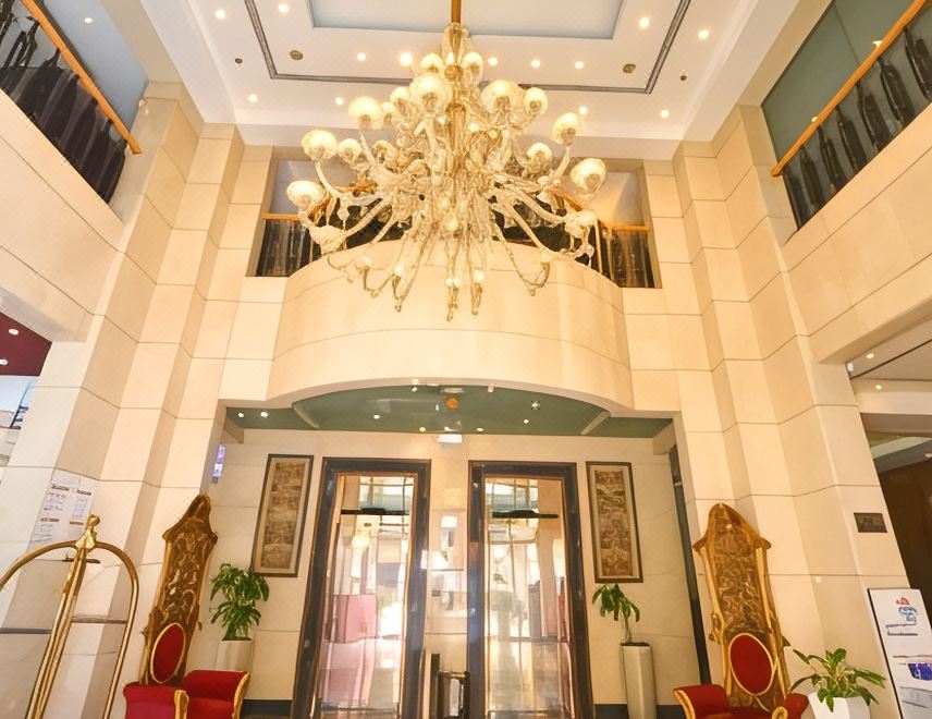 Nejoum Al Emarat Over view