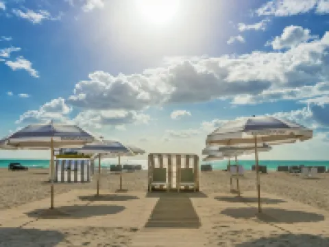 เฮนโรส่า โฮเทล โรงแรมในไมอามีบีช