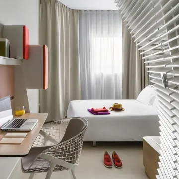 OKKO HOTELS Bayonne Centre Hotels near Jardin Botanique