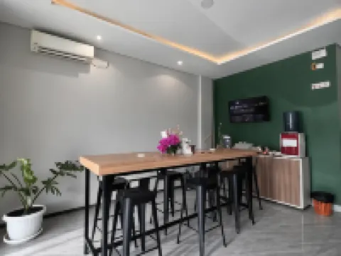 Sleep Studio Hotel City Center Surabaya Hotels in Bubutan