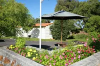 Havana Villas Hotels in Emu Point