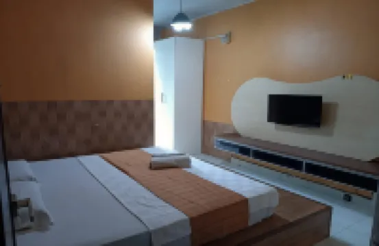 Aeon Tebrau Homestay And D-Hotel