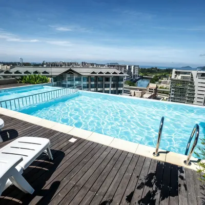 Marina Travellers Suite Sky Karamunsing Hotels near Police HQ