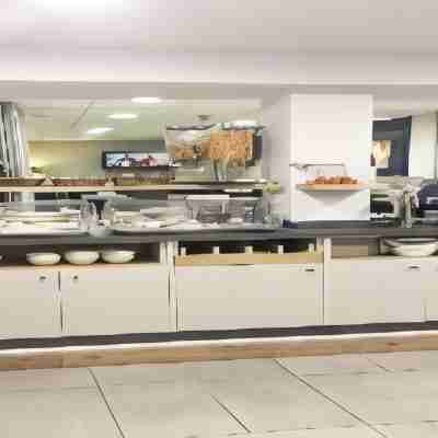 Best Western le Duguesclin Dining/Meeting Rooms