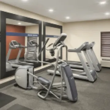 希爾頓歡朋飯店-芬德利