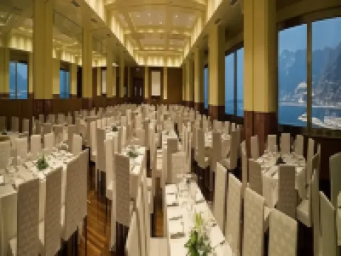 薩雷爾諾大飯店 薩萊諾住宿飯店