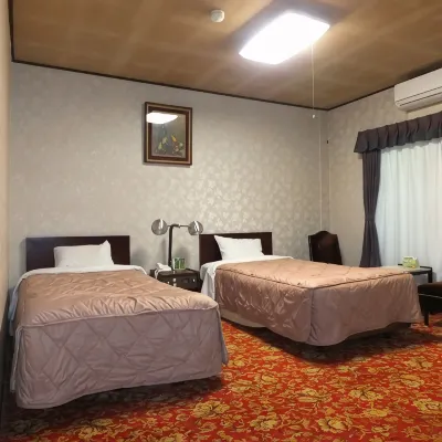 Uetoh Ryokan Hotels in Kakamigahara
